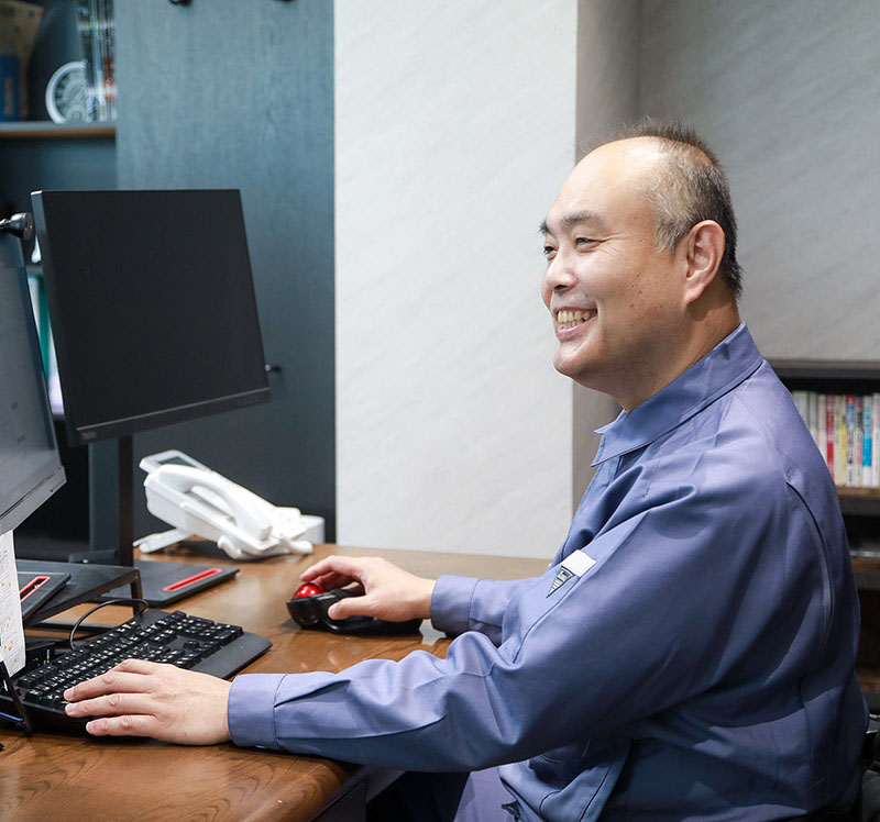 代表取締役社長 庄野 統夫